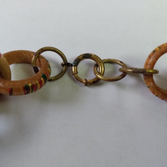 Vintage Wooden Link Ring Necklace Tropical Hand Painted Jewelry Antique Clasp - Picture 11 of 16